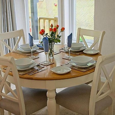 Hollicarrs - Wildflower Lodge Йорк Экстерьер фото